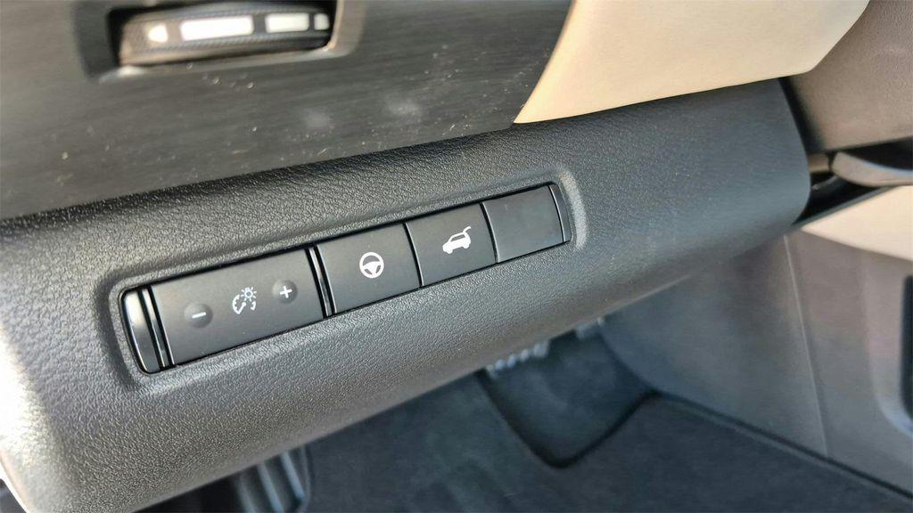 used 2024 Nissan Pathfinder car, priced at $33,399