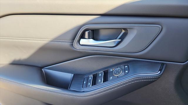 new 2025 Nissan Rogue car, priced at $35,674