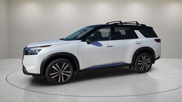 new 2025 Nissan Pathfinder car, priced at $47,723
