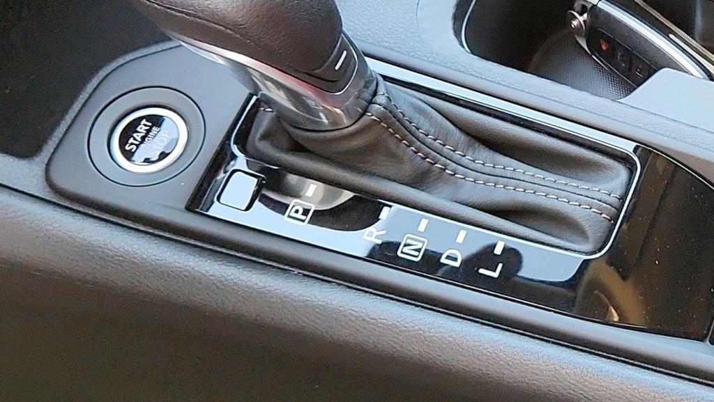 new 2025 Nissan Sentra car, priced at $17,682