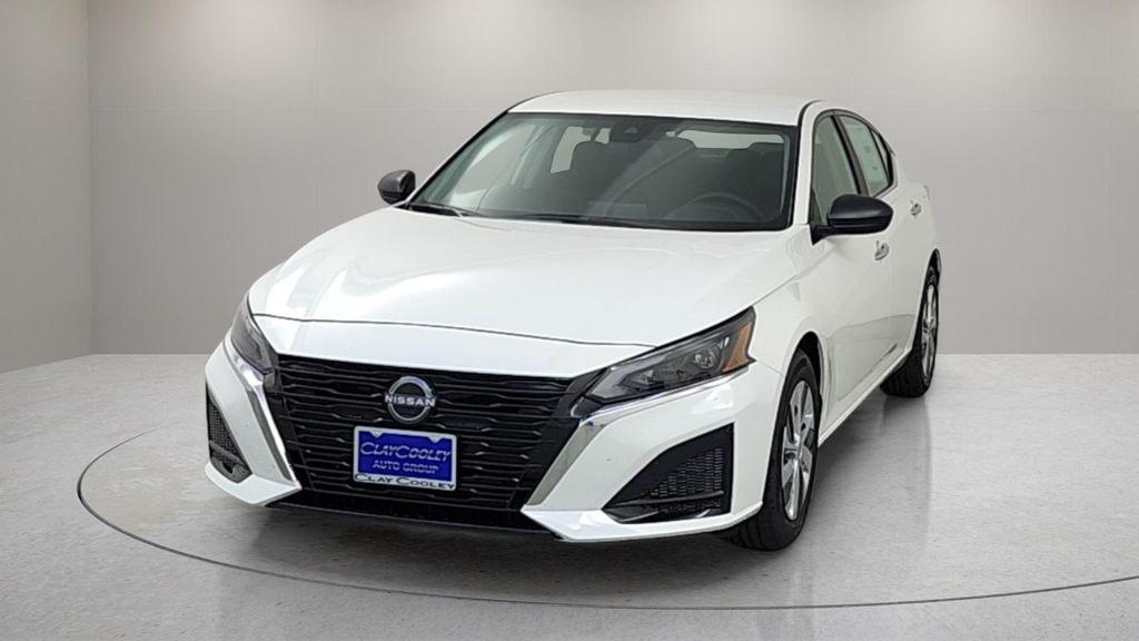 used 2025 Nissan Altima car, priced at $21,904
