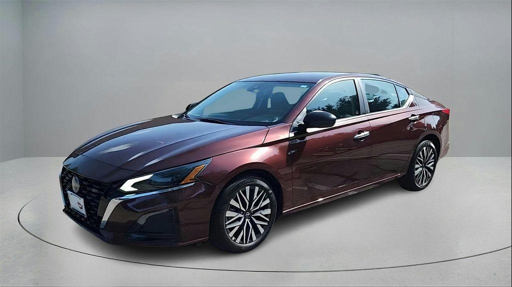 used 2023 Nissan Altima car, priced at $18,756