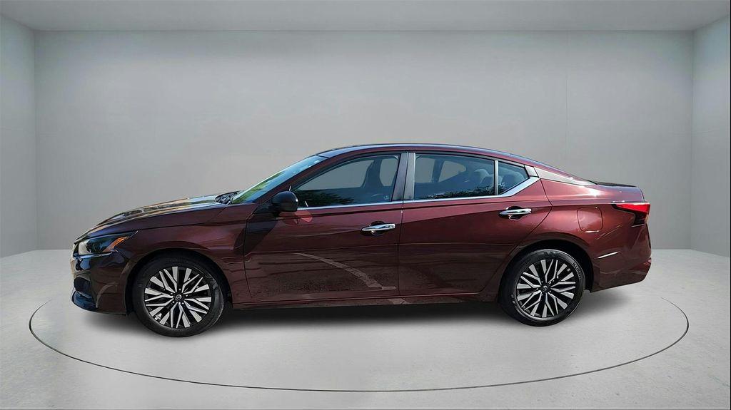 used 2023 Nissan Altima car, priced at $18,756