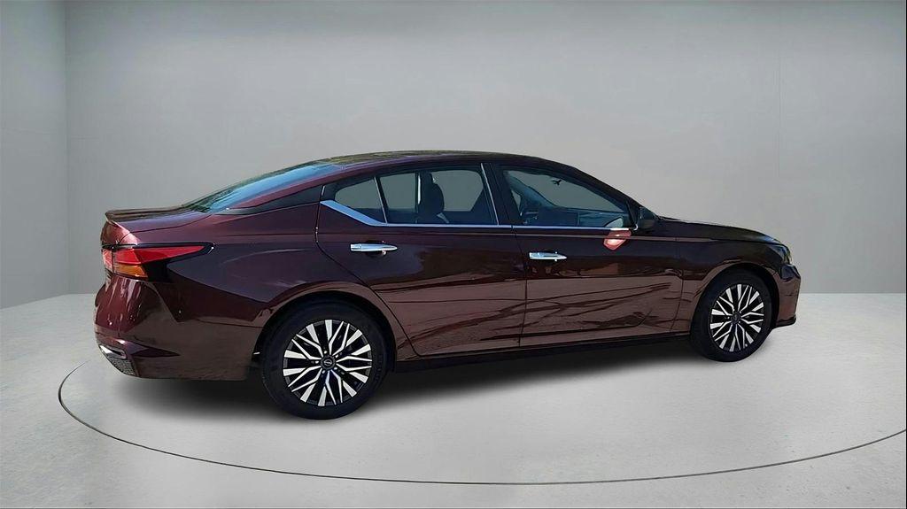 used 2023 Nissan Altima car, priced at $18,756