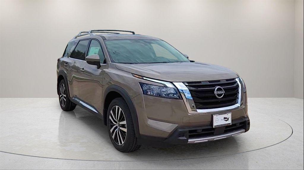 new 2025 Nissan Pathfinder car, priced at $47,085