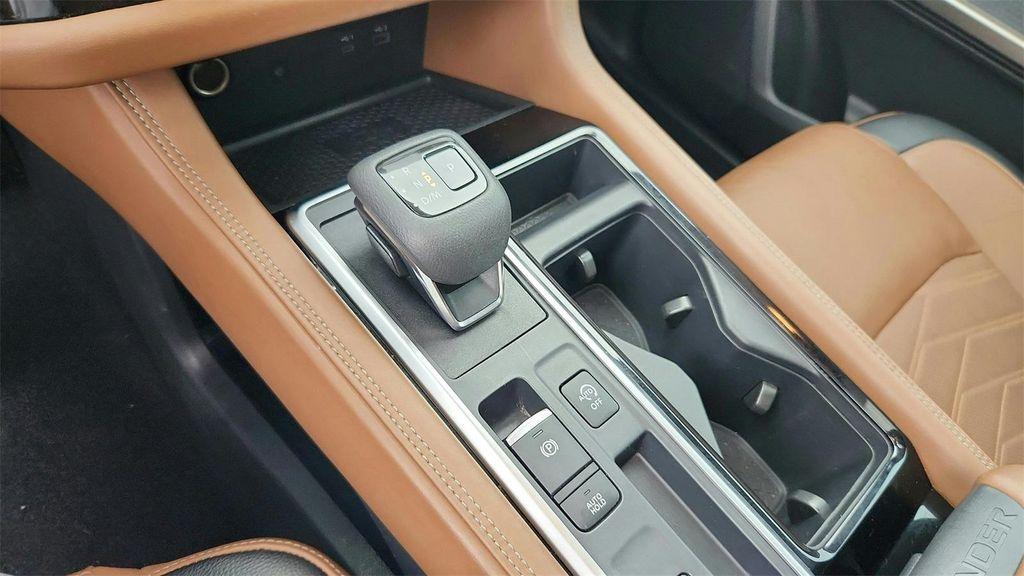 used 2022 Nissan Pathfinder car, priced at $33,991