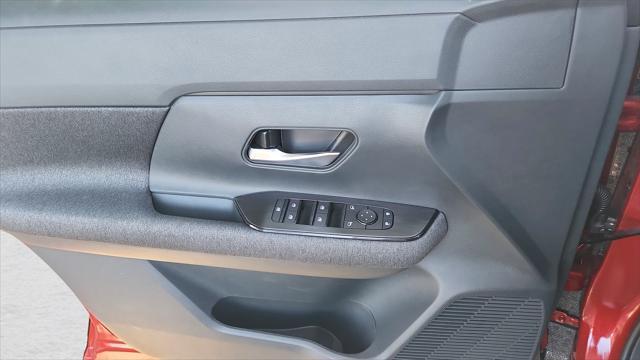 new 2025 Nissan Kicks car, priced at $25,133