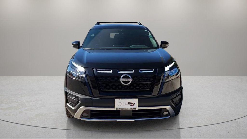 new 2025 Nissan Pathfinder car, priced at $43,382