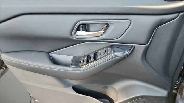 new 2025 Nissan Rogue car, priced at $30,253