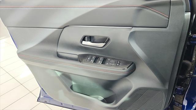 new 2025 Nissan Kicks car, priced at $27,301