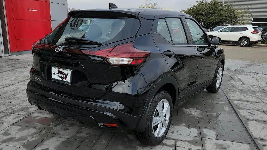 new 2024 Nissan Kicks car, priced at $19,683