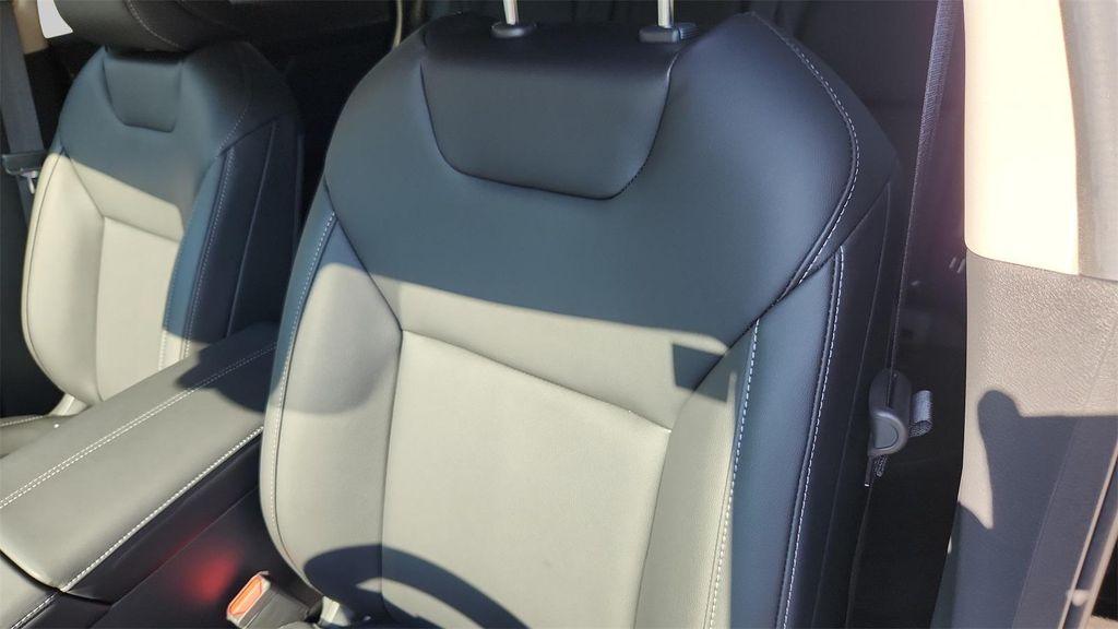 new 2025 Nissan Murano car, priced at $46,027