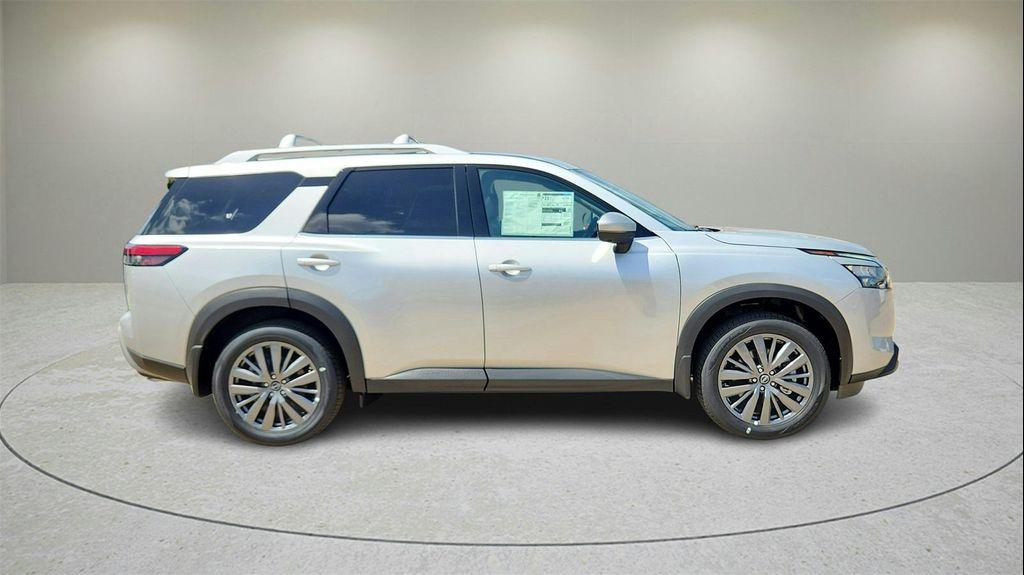 new 2025 Nissan Pathfinder car, priced at $43,728