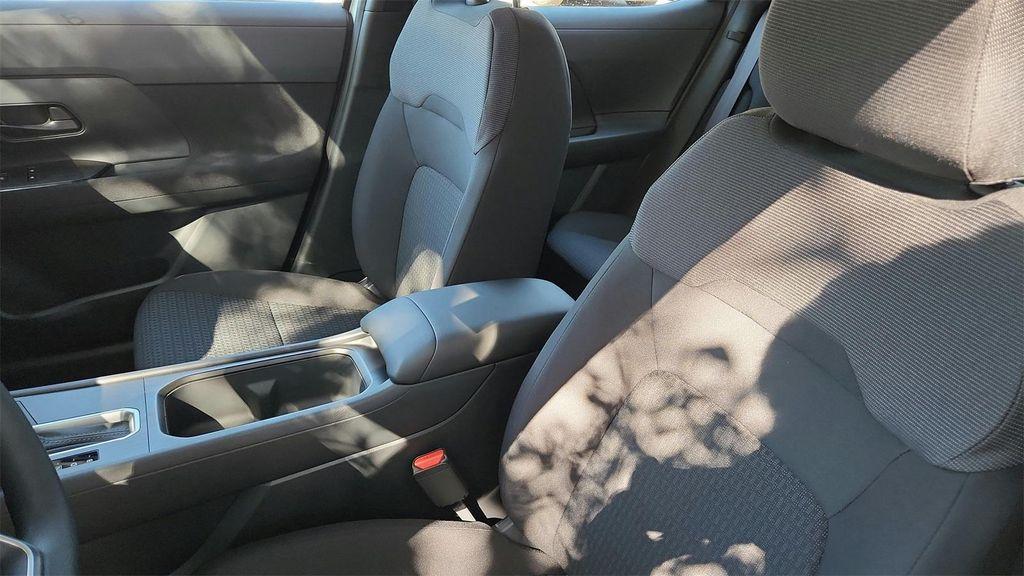 new 2025 Nissan Kicks car, priced at $21,660