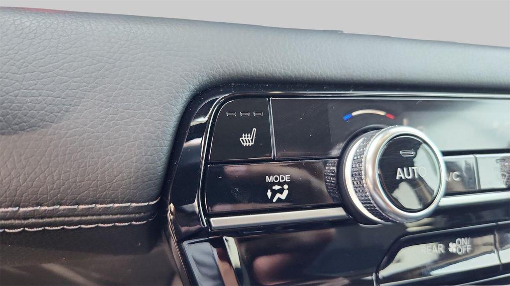 used 2024 Honda Pilot car, priced at $38,165