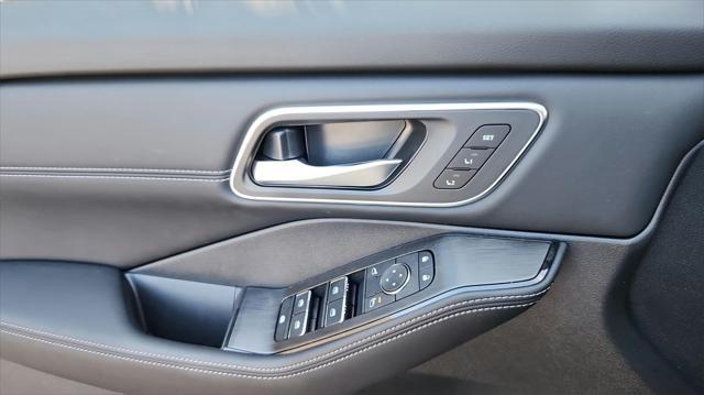 new 2025 Nissan Rogue car, priced at $42,691