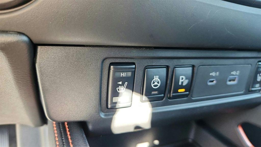 new 2025 Nissan Frontier car, priced at $40,232
