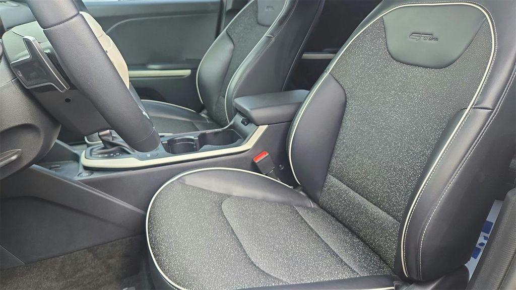 used 2025 Kia K4 car, priced at $23,687