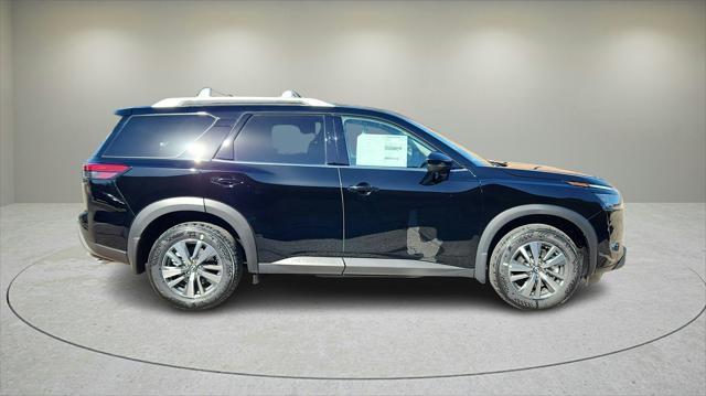 new 2025 Nissan Pathfinder car, priced at $43,160