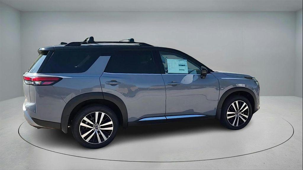 new 2025 Nissan Pathfinder car, priced at $47,481