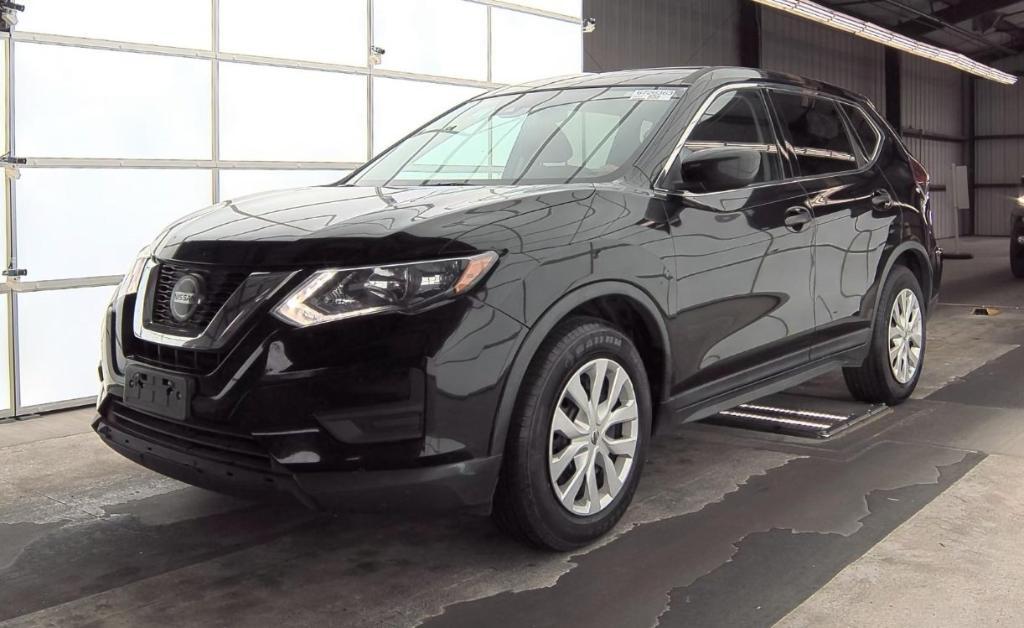 used 2019 Nissan Rogue car, priced at $19,346