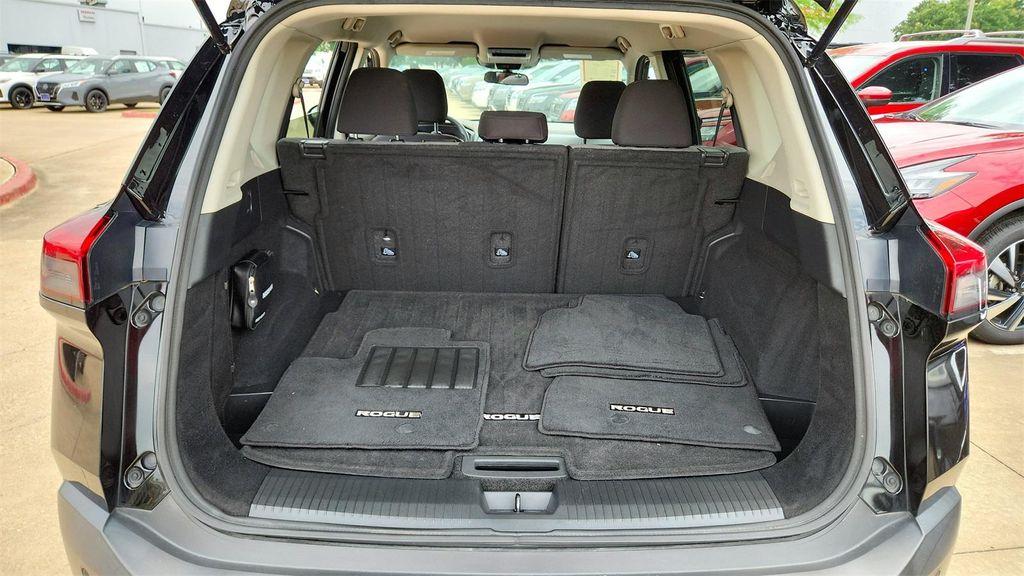 used 2021 Nissan Rogue car, priced at $17,187