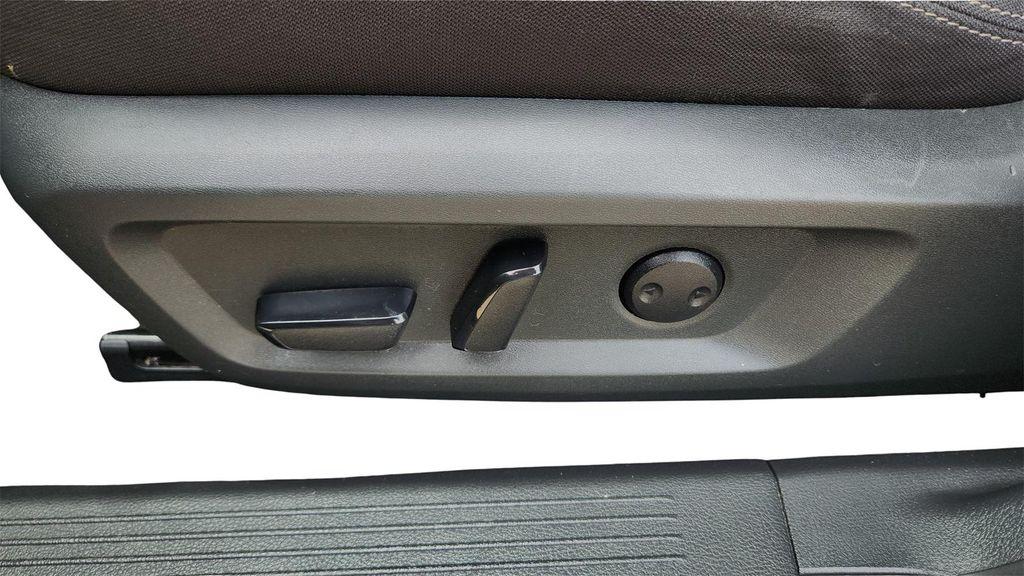 used 2021 Nissan Rogue car, priced at $17,187