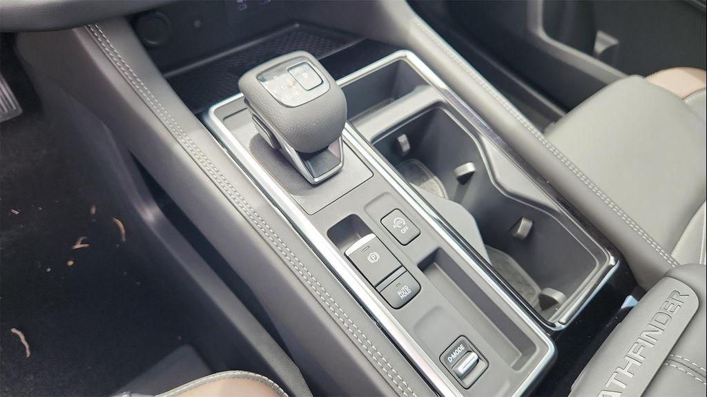 new 2025 Nissan Pathfinder car, priced at $47,043