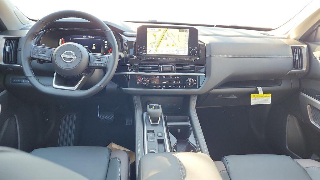 new 2025 Nissan Pathfinder car, priced at $40,533