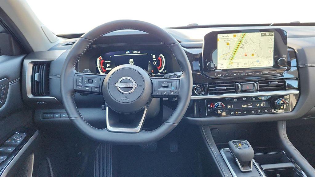 new 2025 Nissan Pathfinder car, priced at $40,533