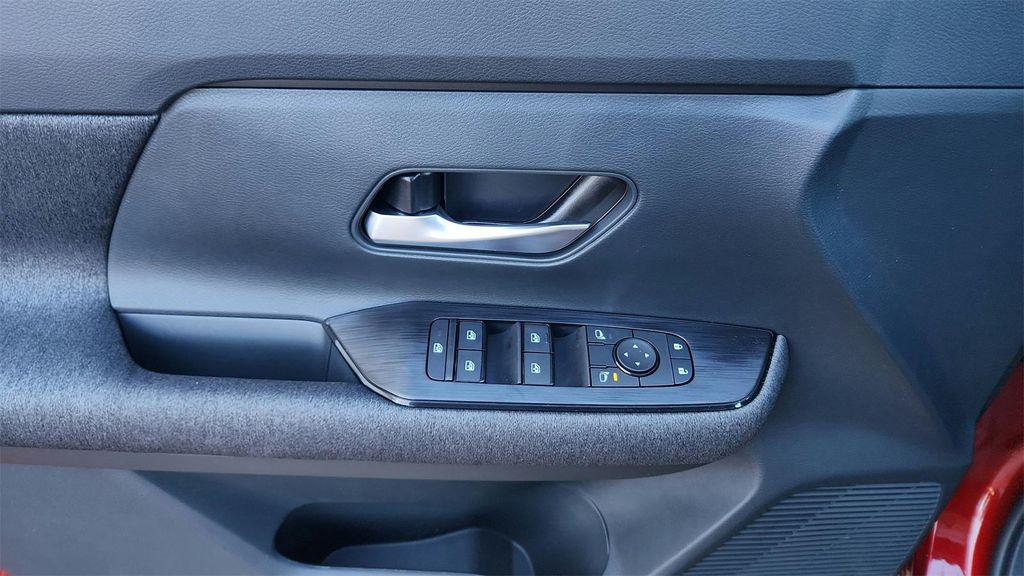 new 2025 Nissan Kicks car, priced at $25,864