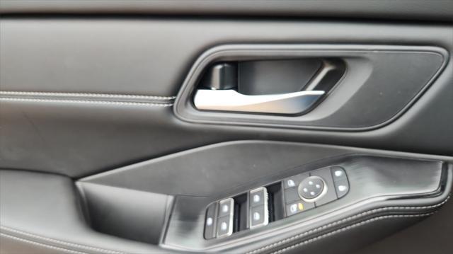 new 2025 Nissan Rogue car, priced at $35,770