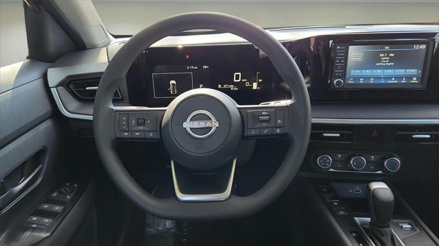 new 2025 Nissan Kicks car, priced at $22,857