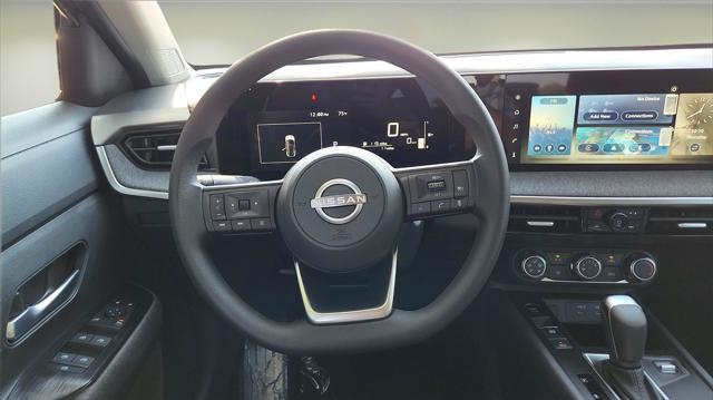 new 2025 Nissan Kicks car, priced at $25,580