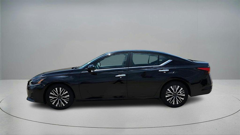 used 2023 Nissan Altima car, priced at $19,991