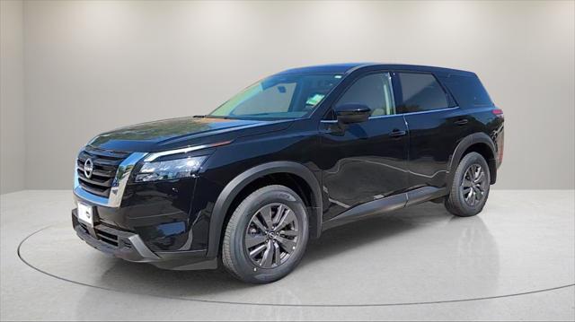new 2025 Nissan Pathfinder car, priced at $35,829