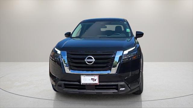 new 2025 Nissan Pathfinder car, priced at $35,829