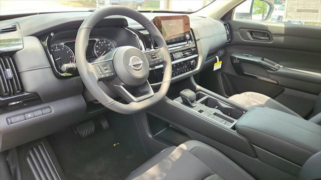 new 2024 Nissan Pathfinder car, priced at $34,900