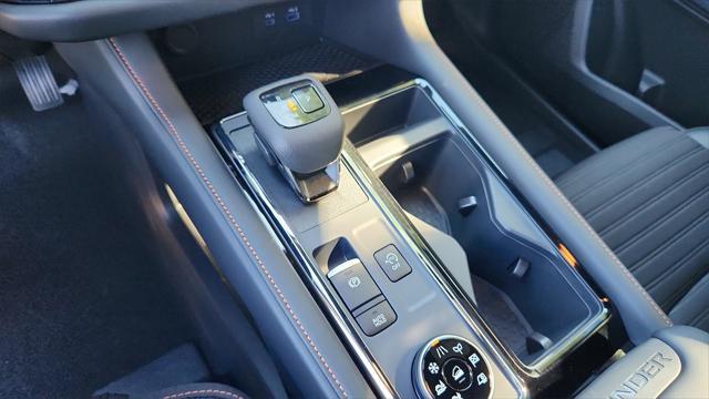 new 2025 Nissan Pathfinder car, priced at $42,460