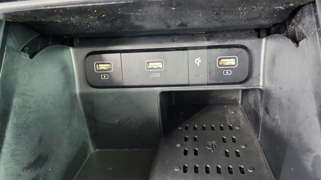 used 2021 Kia Sorento car, priced at $25,540