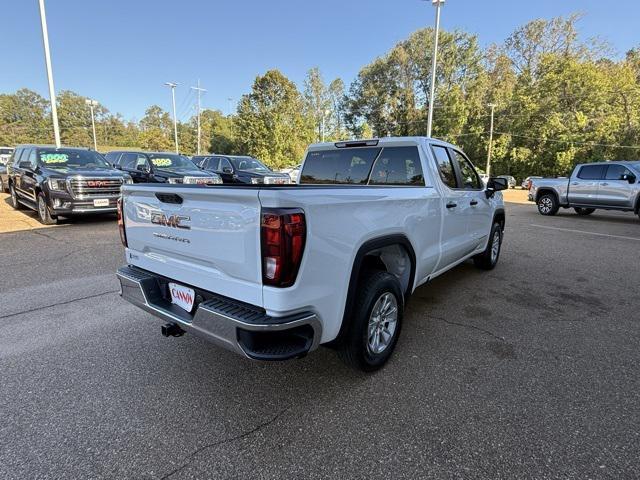 new 2025 GMC Sierra 1500 car, priced at $43,925