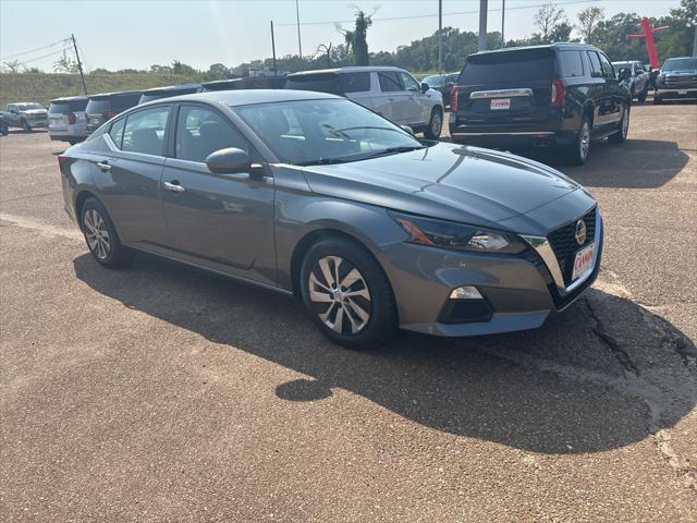 used 2022 Nissan Altima car, priced at $19,305