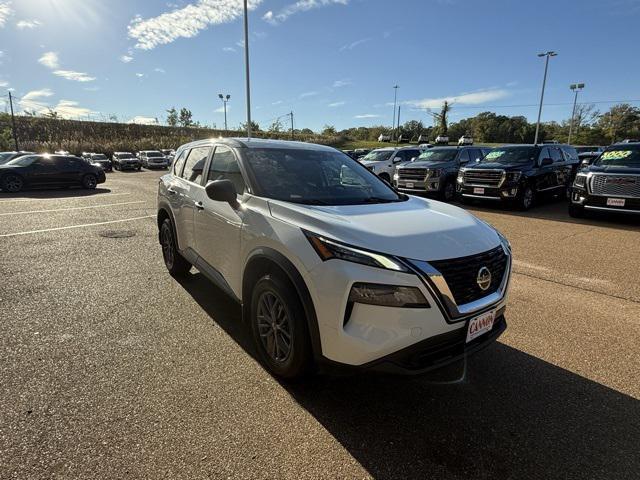 used 2021 Nissan Rogue car, priced at $21,977