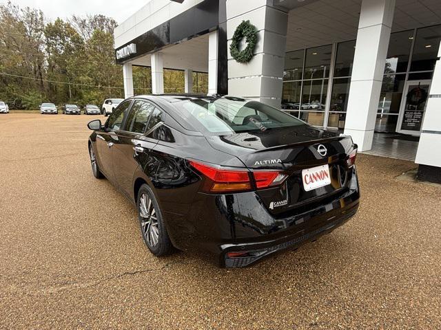 used 2023 Nissan Altima car, priced at $17,764