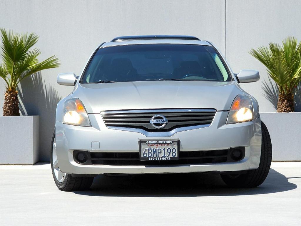 used 2008 Nissan Altima car, priced at $4,995