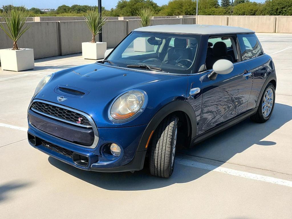 used 2016 MINI Hardtop car, priced at $10,995