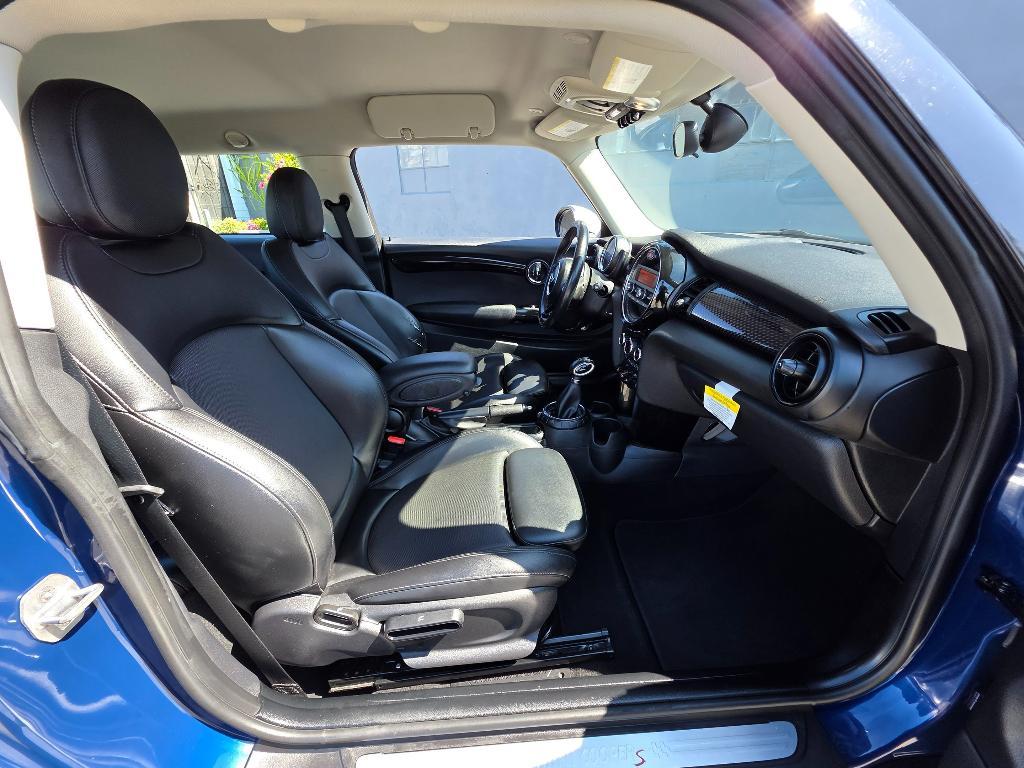 used 2016 MINI Hardtop car, priced at $10,995