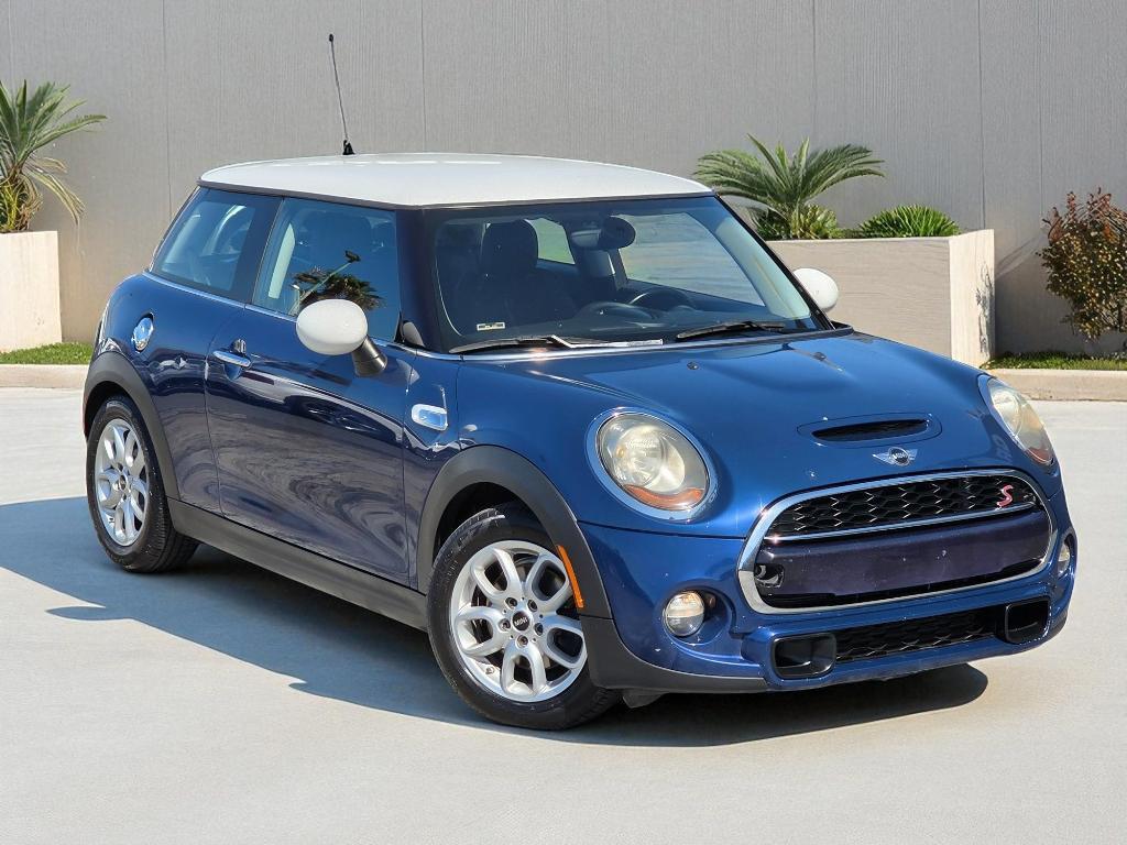 used 2016 MINI Hardtop car, priced at $10,995