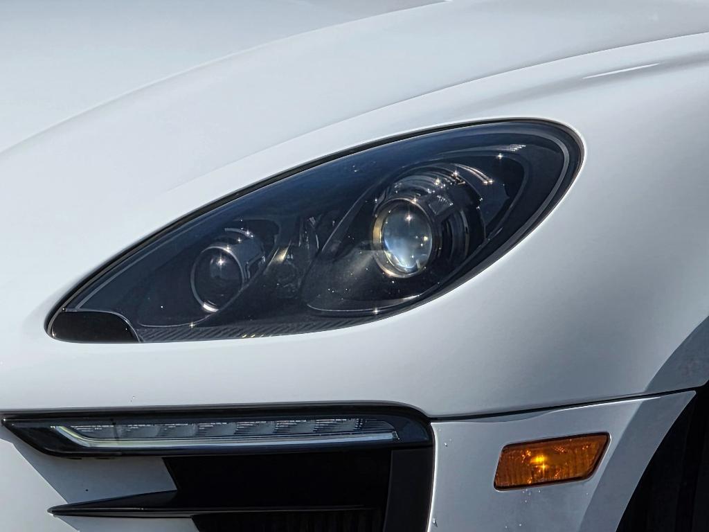 used 2018 Porsche Macan car, priced at $32,845