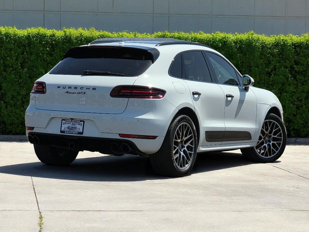 used 2018 Porsche Macan car, priced at $32,845
